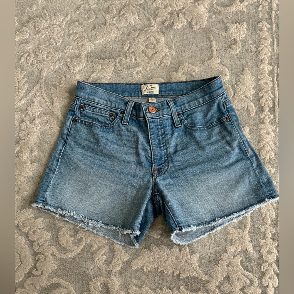 J. Crew Midrise light wash denim short | Size 24